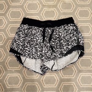 Lululemon Hotty Hot Low-Rise Lined Shorts with Tie